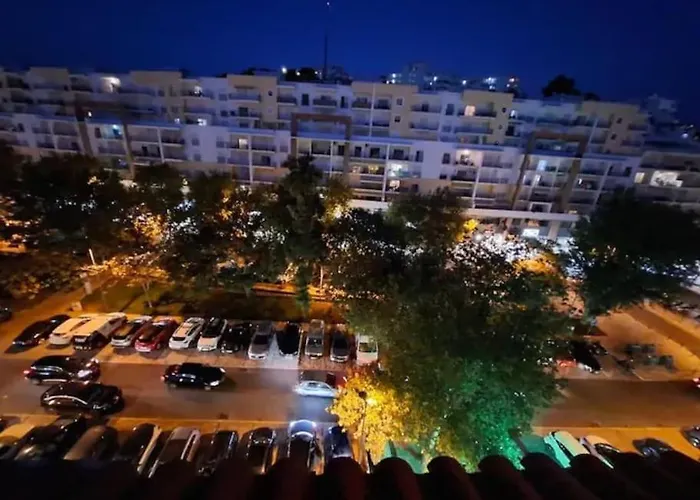 Апартаменти T1 Centro